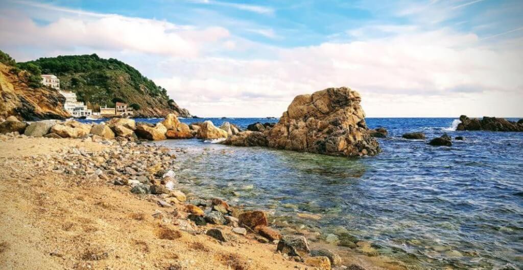 Apartamento Orient En Palamos Tercera Linea De Mar Екстериор снимка